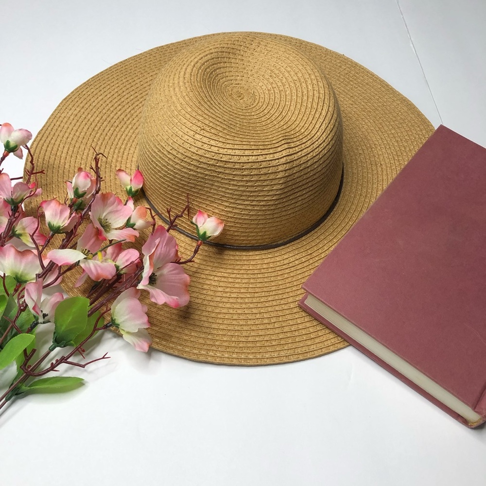 Floppy Straw Sun Hat